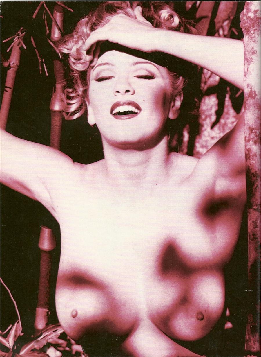 Горячая Вануса Шпиндлер на жарких фото.