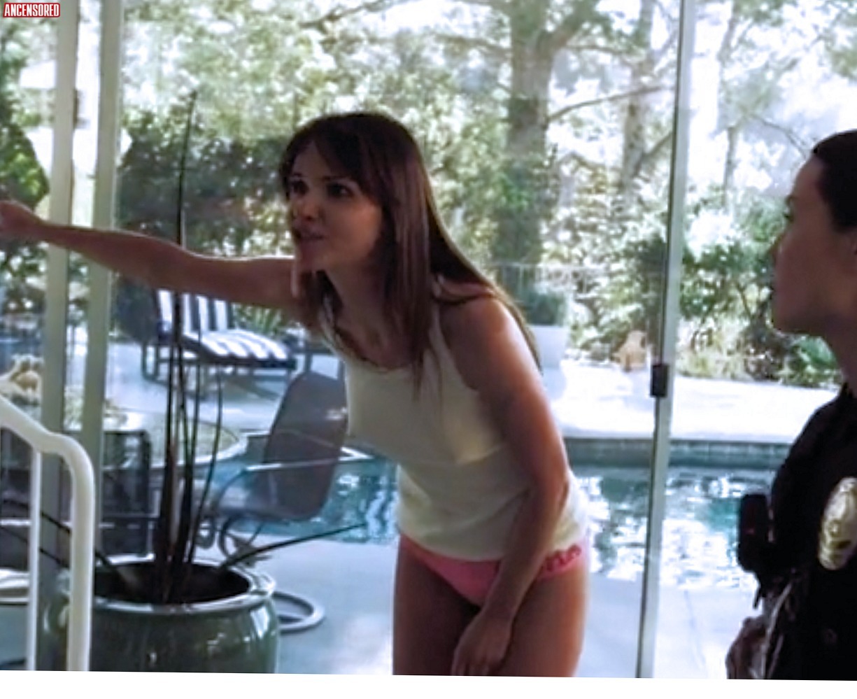 Горячая валери азлинн на жарких фото.